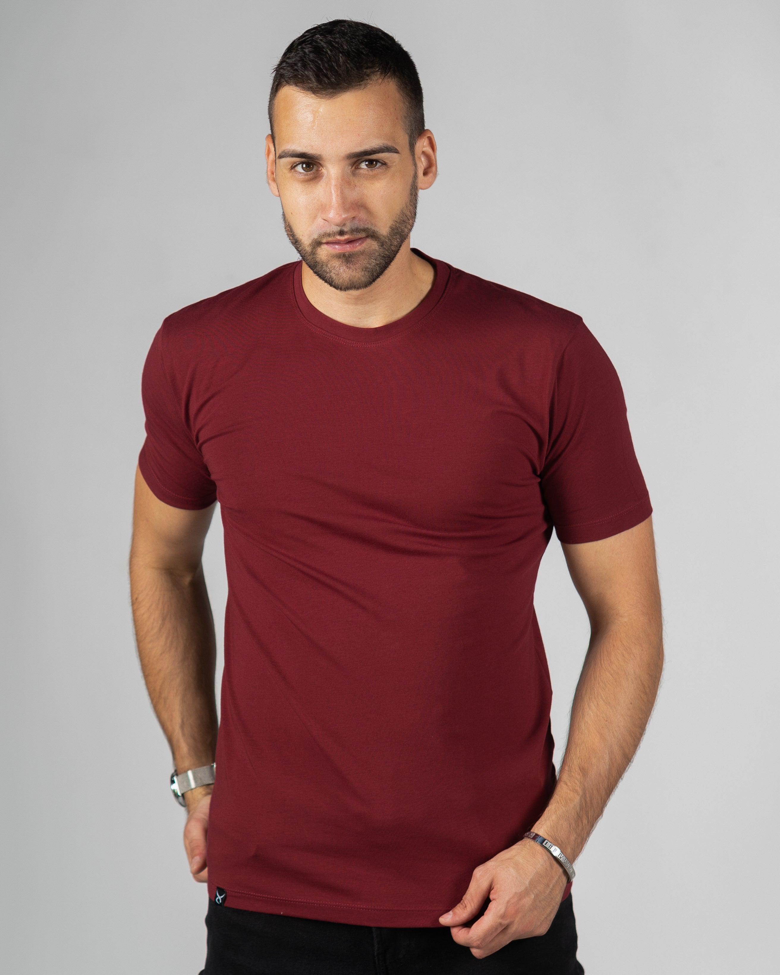 𝗧𝗵𝗲 𝗼𝗻𝗹𝘆 𝗼𝗻𝗲 | Basic majica - Ruby Wine